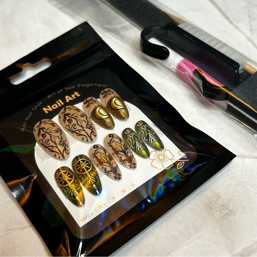 30 Piece Nail Art Set